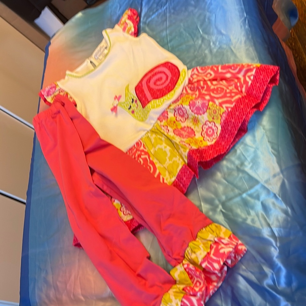 New bright summer matching set for girl size8.